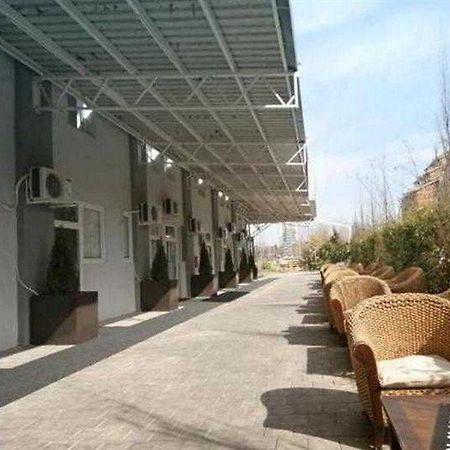 Pansion Bianko Hotel Skopje Exterior photo